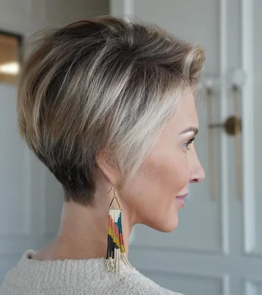 Stacked Pixie with Highlights, Back View