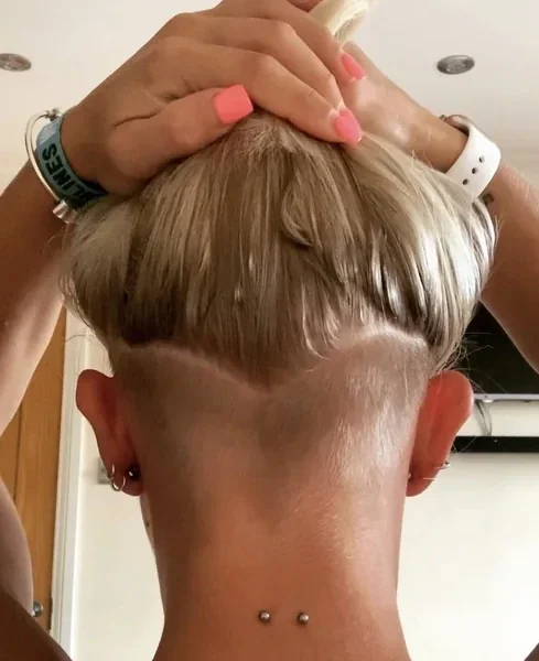 V-Shaped Undercut Nape Pixie